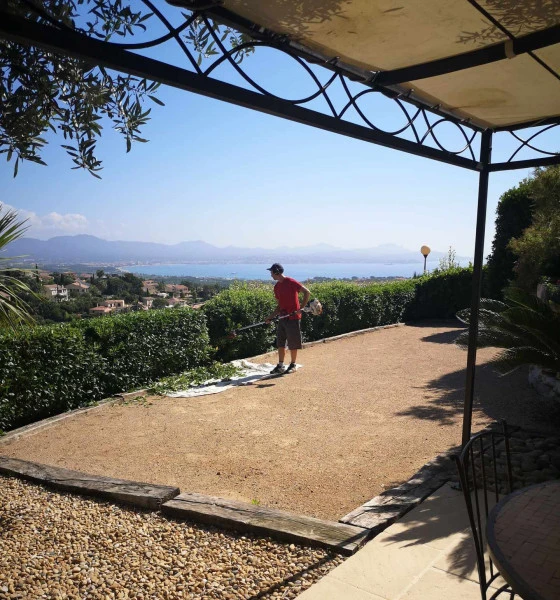 Création de jardins à Fréjus 